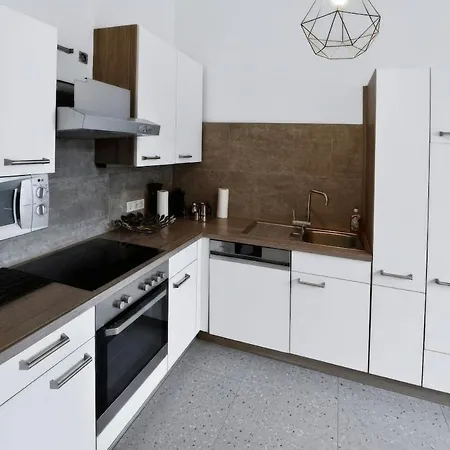 Huge Designer Loft With Tyrolean Flair